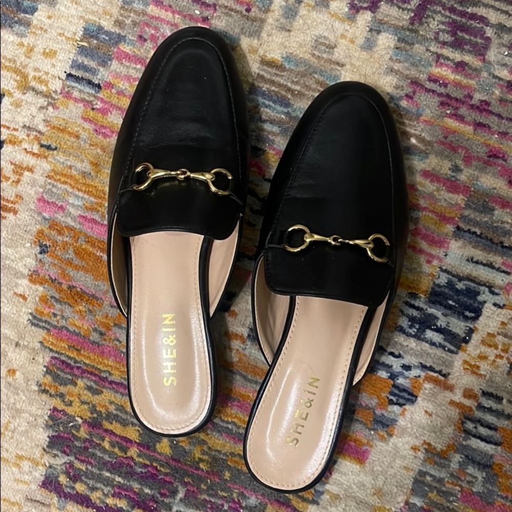 Black MULES - COMFY